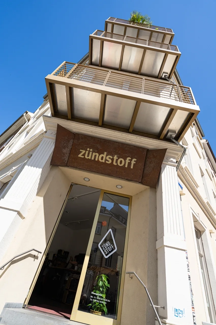 zuendstoff-clothing-neu-2026 Außenansicht von zündstoff clothing Moltkrstraße in Freiburg